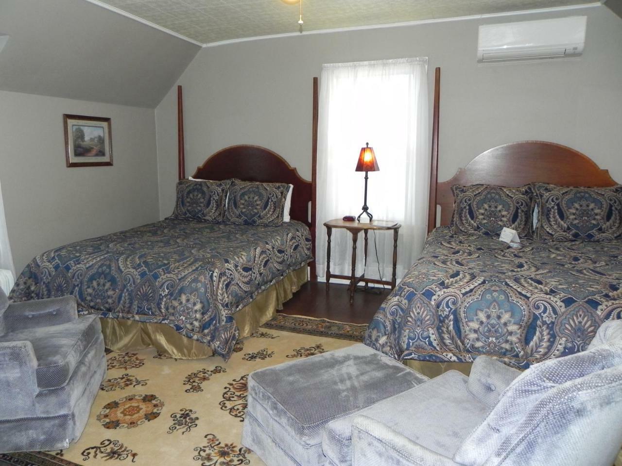 הוט ספרינגס Vine Cottage Inn מראה חיצוני תמונה