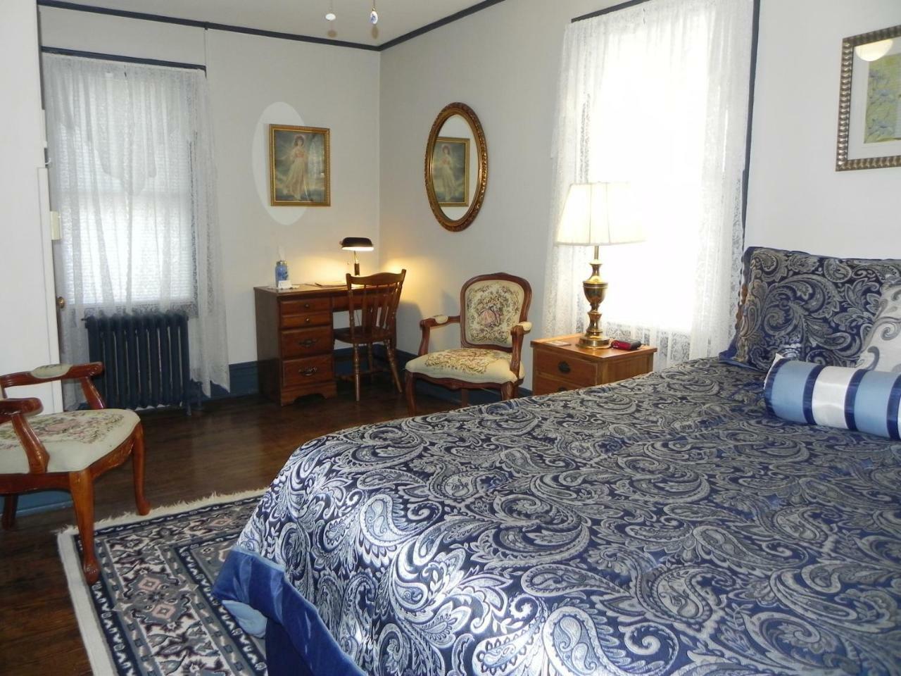 הוט ספרינגס Vine Cottage Inn מראה חיצוני תמונה